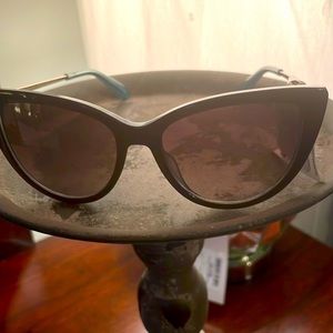 Pretty brown and turquoise new Kate Spade sunglasses tags still attached!